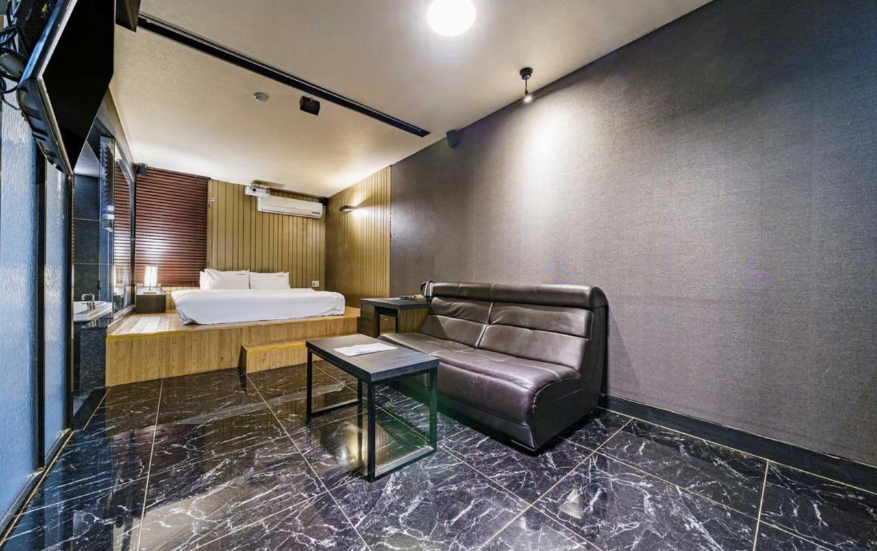 Haeundae Gary Cooper Hotel Busan Exterior photo